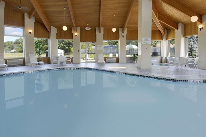 Pool 2 of 8