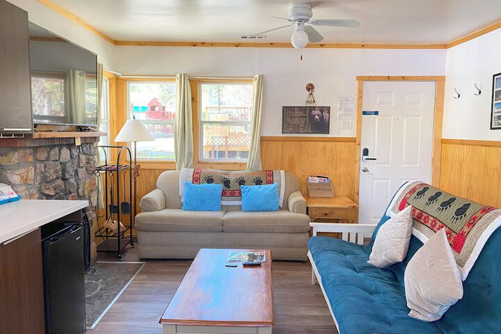 Blue Horizon Lodge