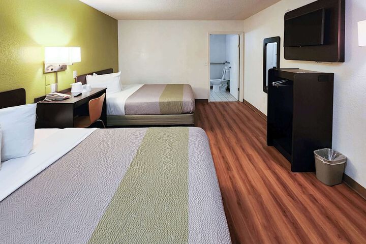 Room 44 of 50