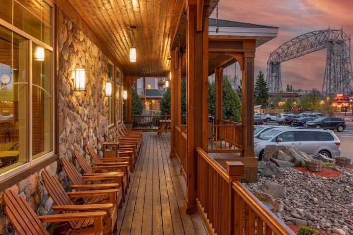 Lift Bridge Lodge an Ascend Collection Hotel