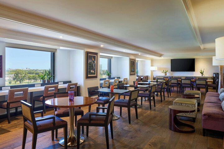The Henry Hotel Autograph Collection