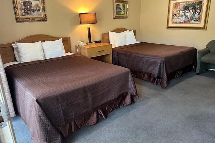 Room 35 of 51