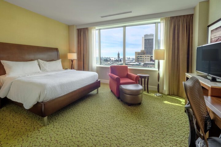 Hilton Garden Inn Buffalo Downtown