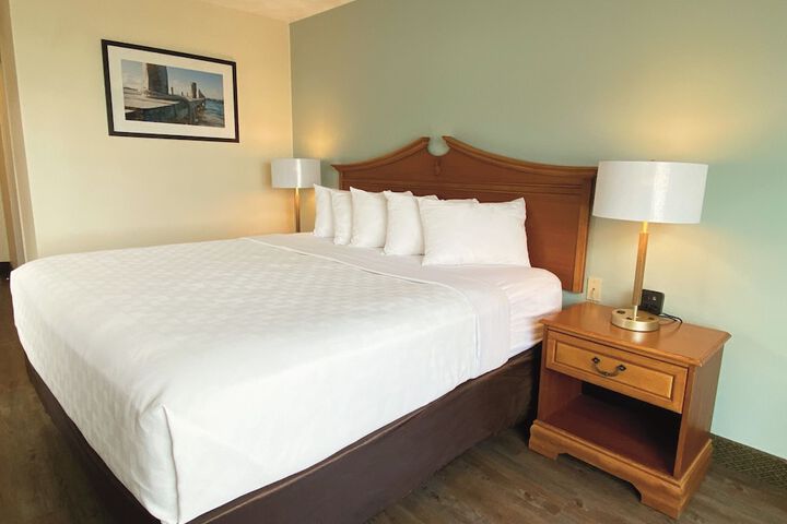 Atlantic Beach Hotel Newport