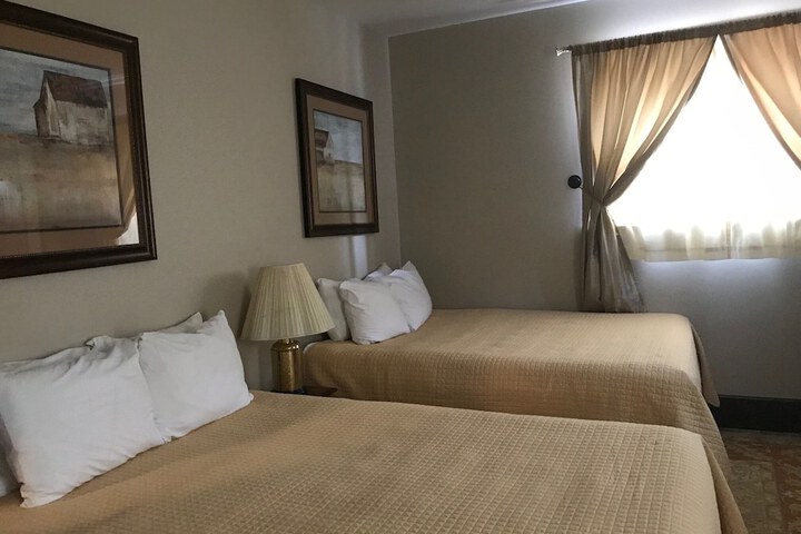 Room 18 of 42