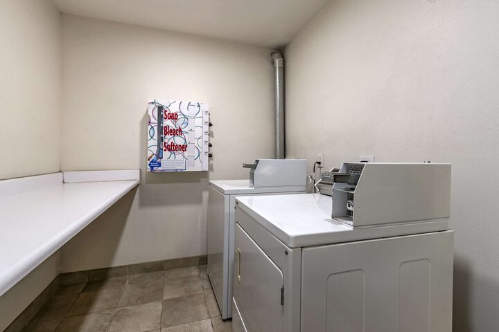 Sleep Inn & Suites Pleasant Hill - Des Moines