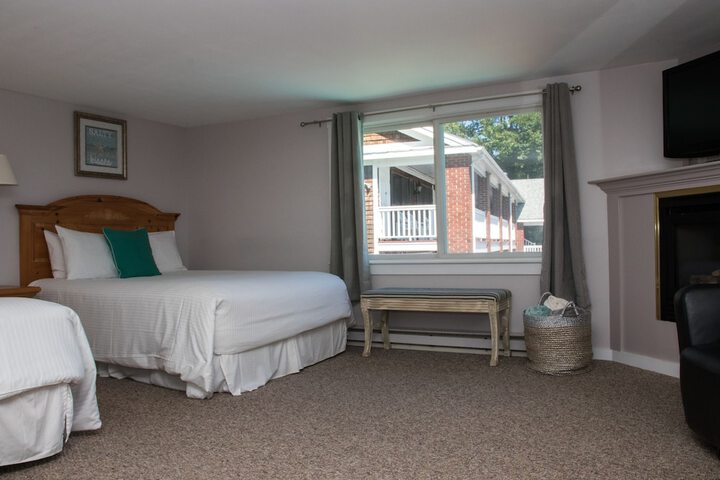 Room 105 of 167