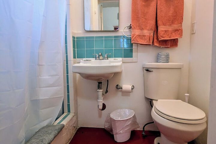Room 69 of 286
