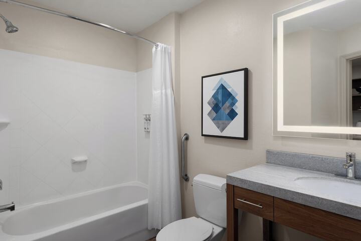 Candlewood Suites Mobile‑Downtown by IHG