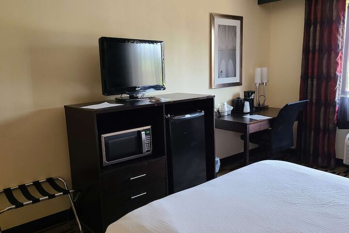 Room 11 of 41