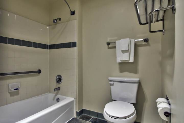 Best Western Salinas Valley Inn & Suites