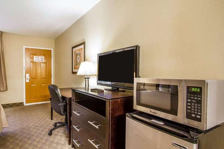 QUALITY INN AND SUITES
