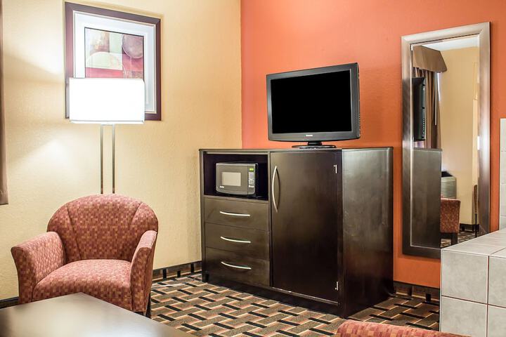 Comfort Inn Dunmore - Scranton East