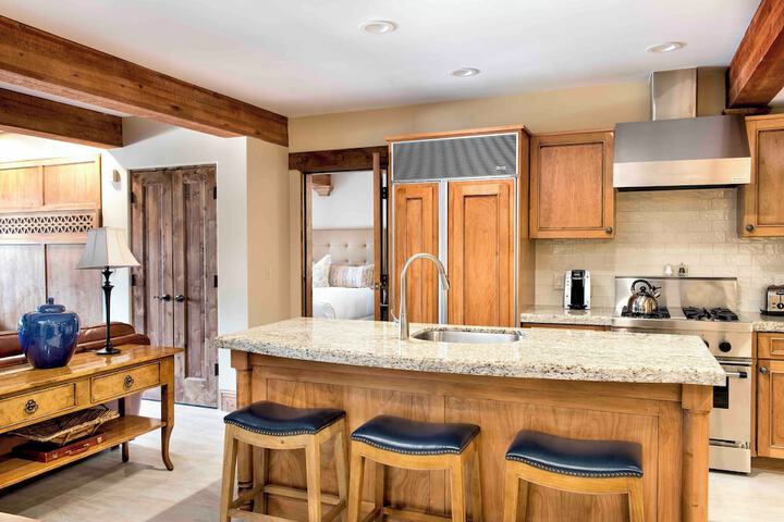 The Chateaux Deer Valley