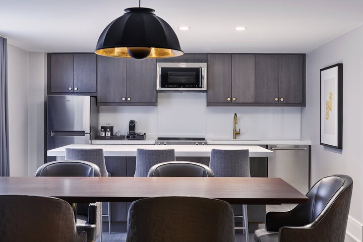 Hotel Crescent Court