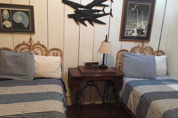 Room 129 of 162
