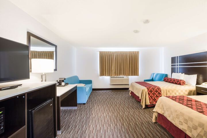 Americas Best Value Inn Charlotte MI