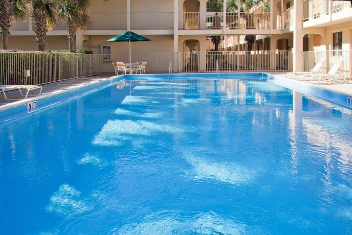 Pool 6 of 58