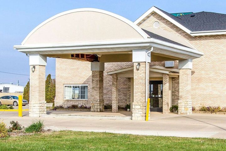Quality Inn Pontiac