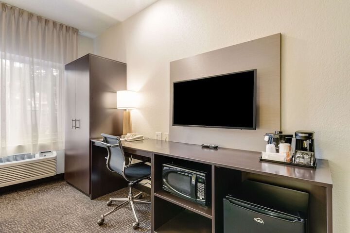 Room 29 of 36