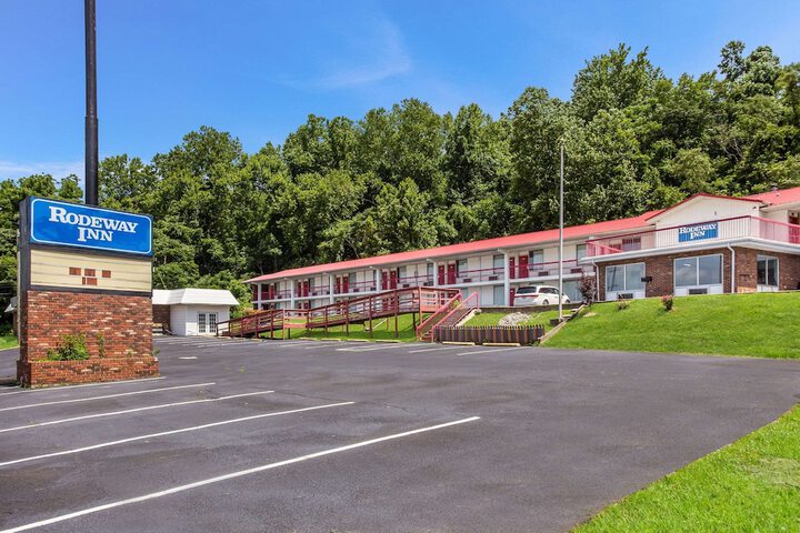 Hotel 4 of 43