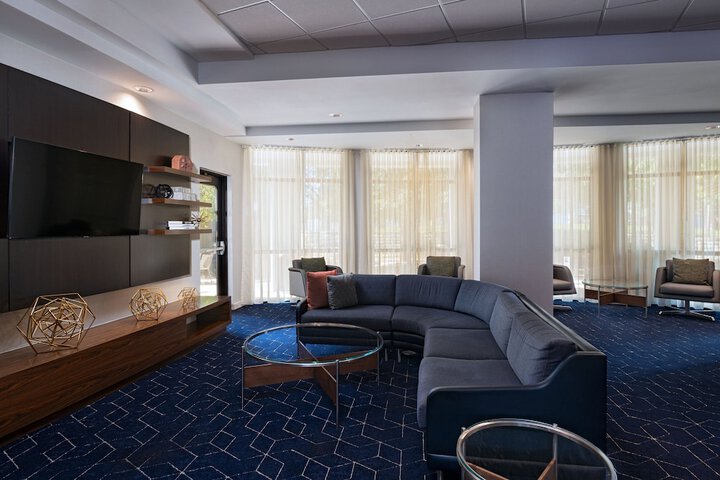 Hotel Interior 11 of 39