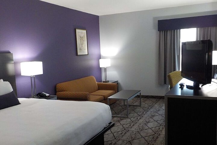 Room 22 of 39