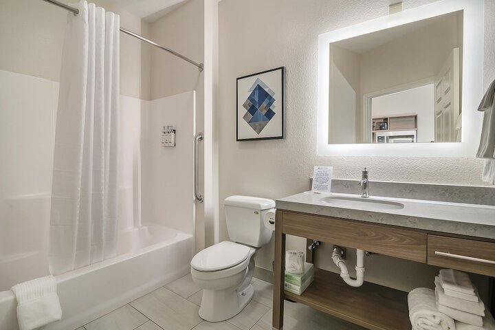Room 20 of 23