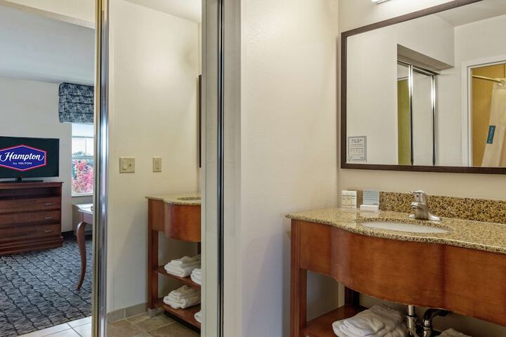 Room 8 of 46