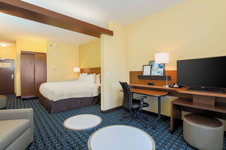 Room 18 of 48
