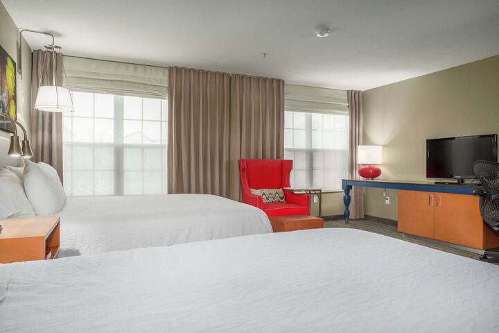 Room 6 of 22