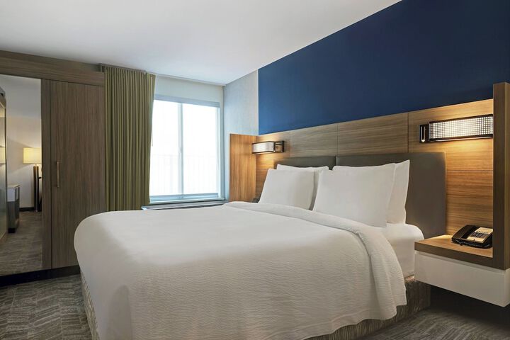 Room 18 of 40