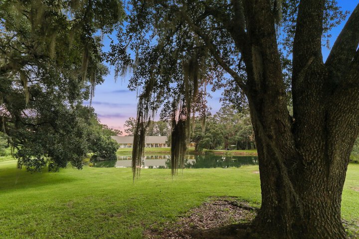 Greenwood Plantation B & B
