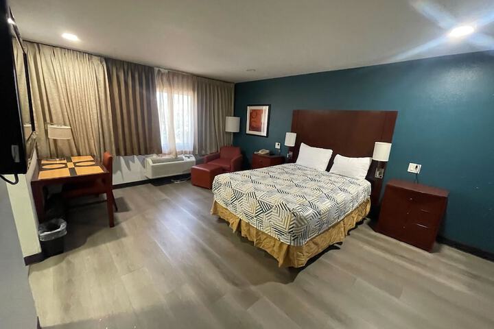 Room 29 of 39