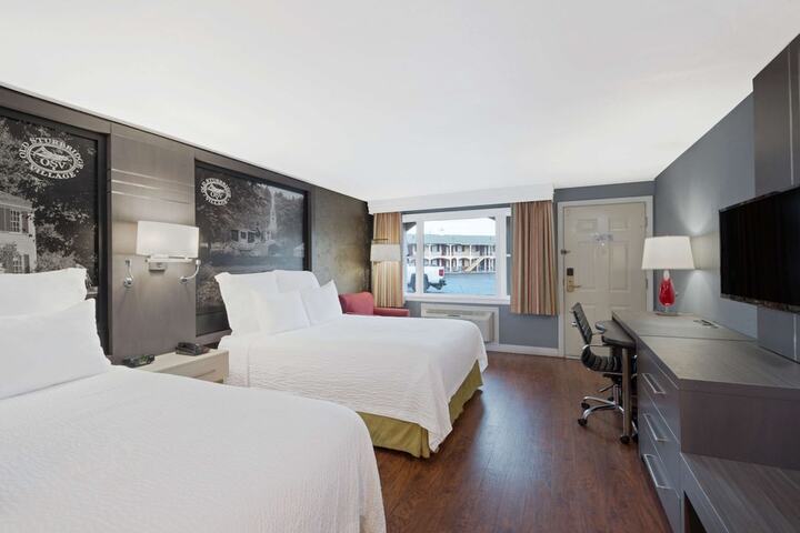 Room 51 of 58
