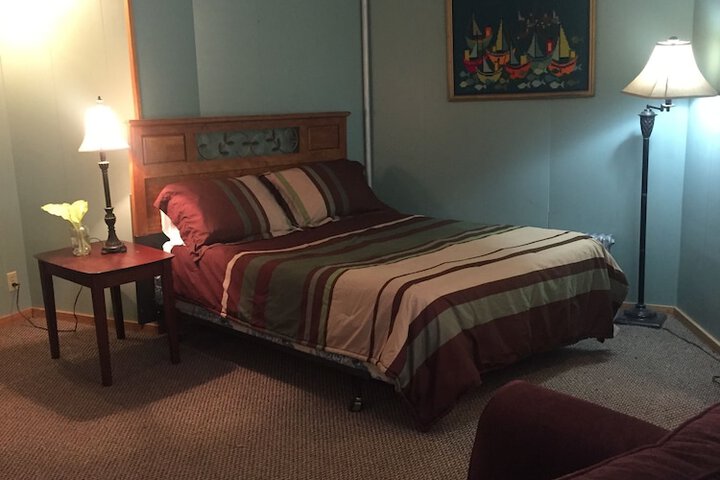 Room 30 of 35