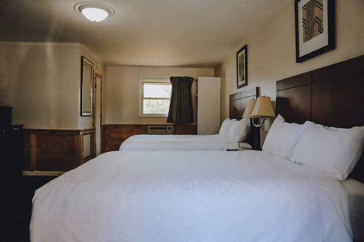 Room 26 of 32