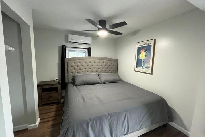 5 Bed 3 bath Apt Near Jiminy Peak Berkshires