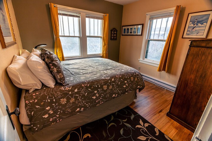 Room 46 of 124