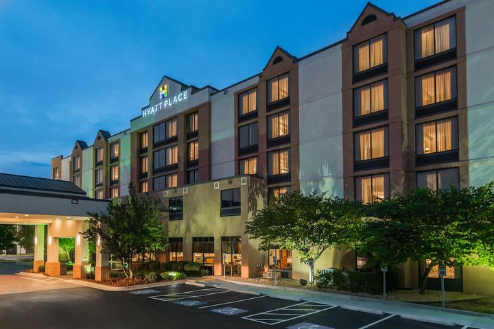 Hyatt Place Bentonville / Rogers