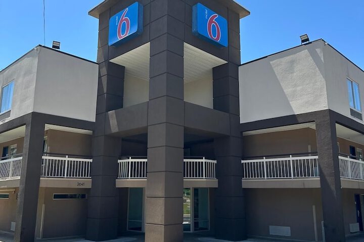 Motel 6 Raleigh NC - North