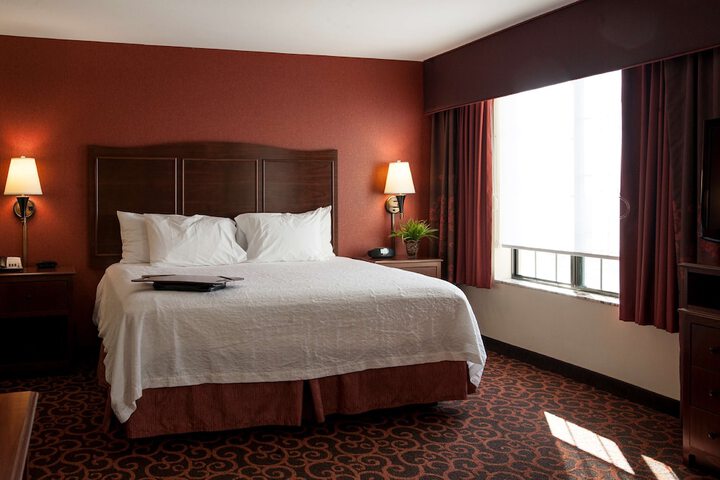 Room 15 of 32
