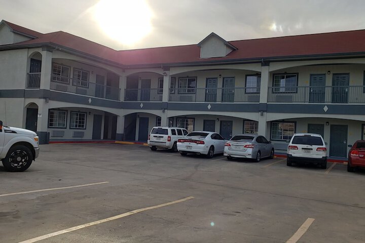 Hotel 3 of 53