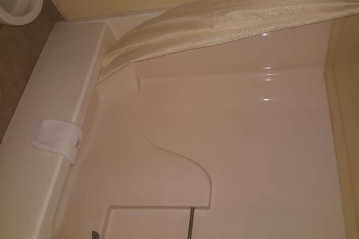 Room 19 of 32