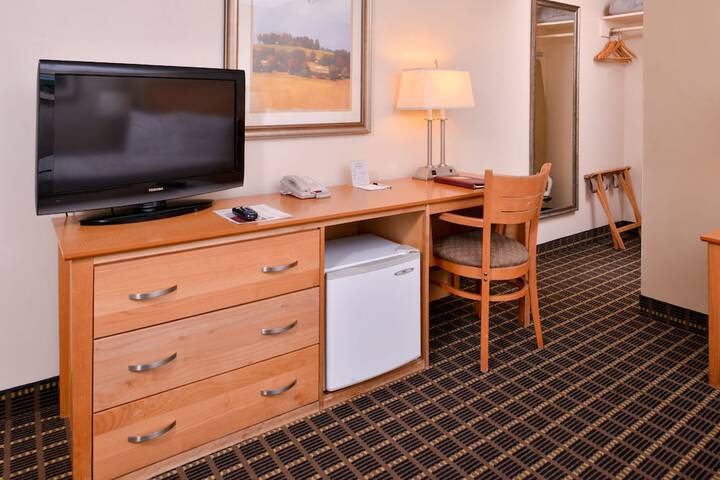 Room 16 of 35