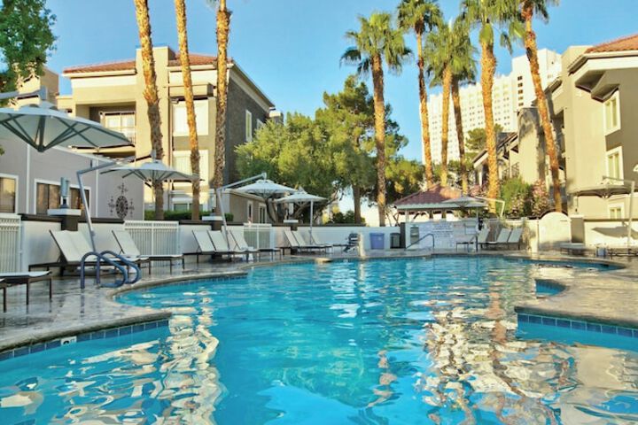Pool 11 of 38