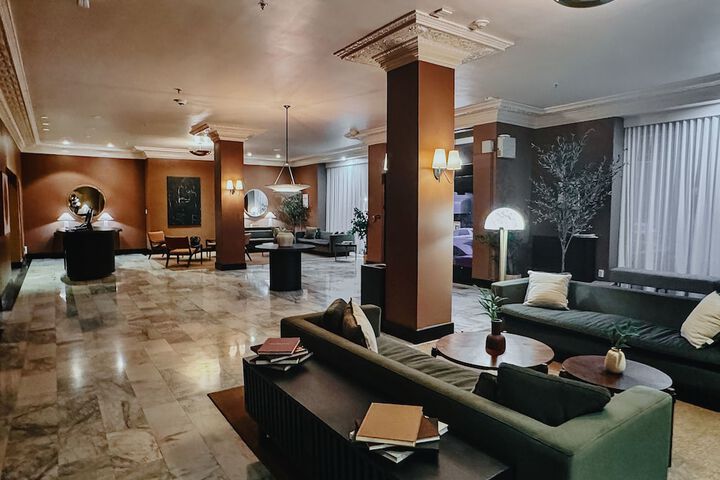FOUND Hotel Carlton Nob Hill