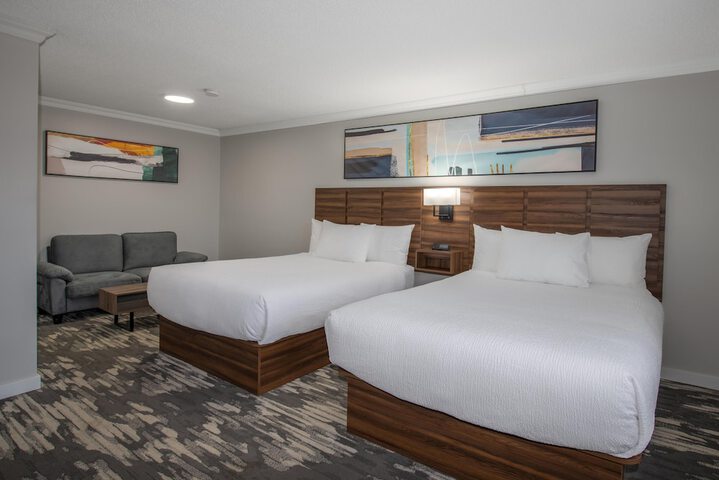 Coast Dawson Creek Hotel