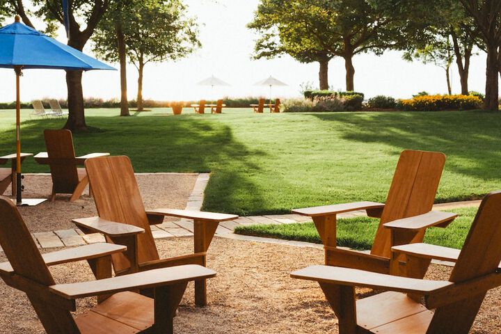 Lake Shore Resort