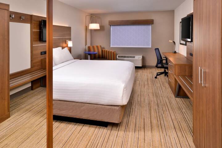 Room 20 of 48